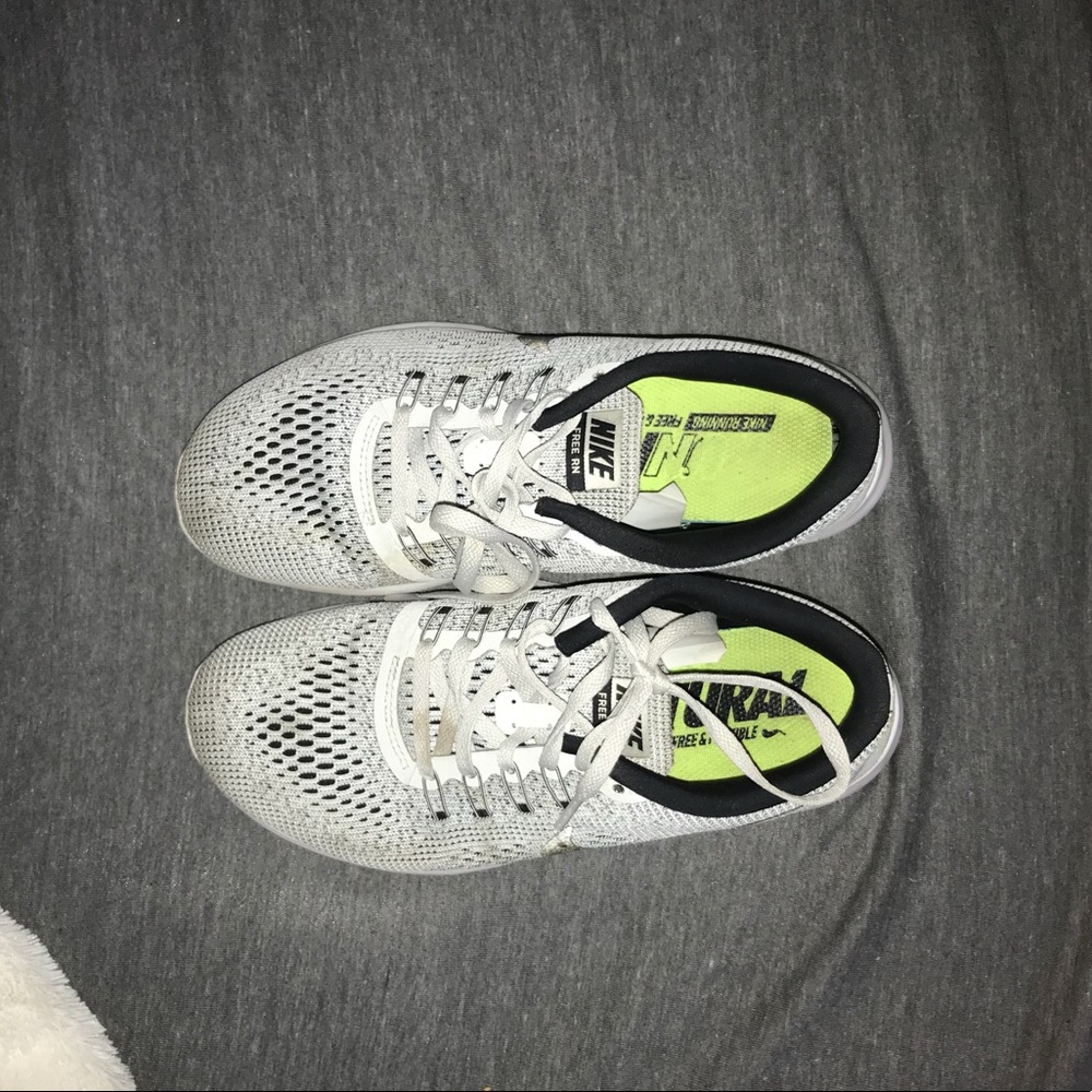 nike free runs!!